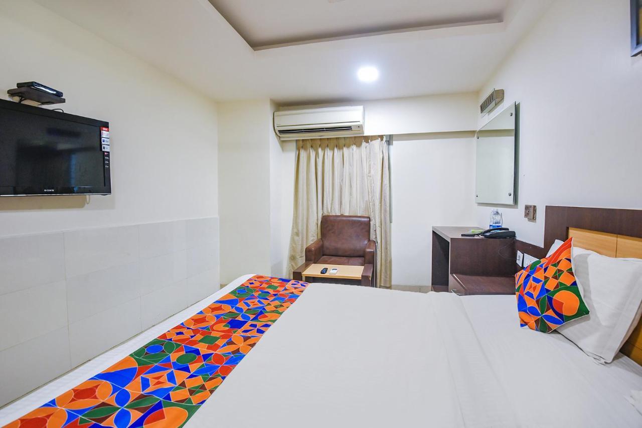 Fabhotel Leela Grand Inn Виджаявада Экстерьер фото